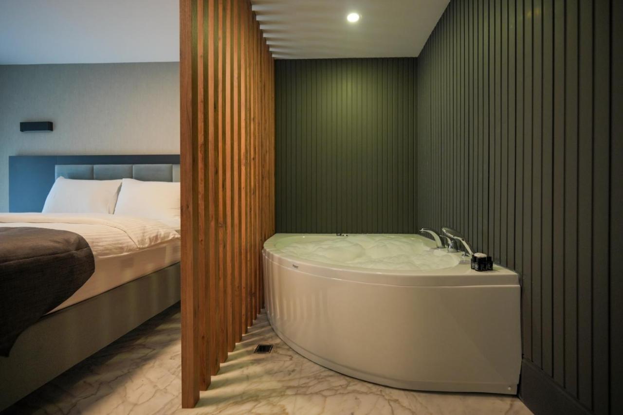 Hotel Kurucesme Business Istambul Extérieur photo